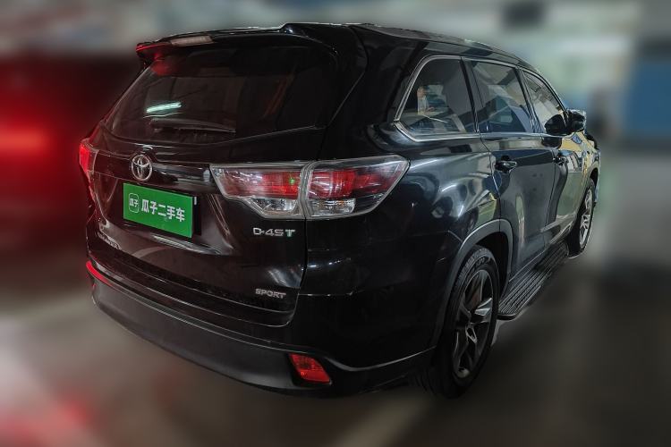 Used Toyota Highlander 2015 2.0T Two-Wheel Drive Luxury Edition 7 Seats Rear Right 45 Deg