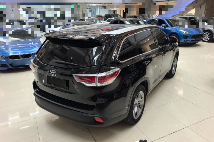 Used Toyota Highlander 2015 2.0T Four-Wheel Drive Luxury Edition 7-Seater Rear Right 45 Deg