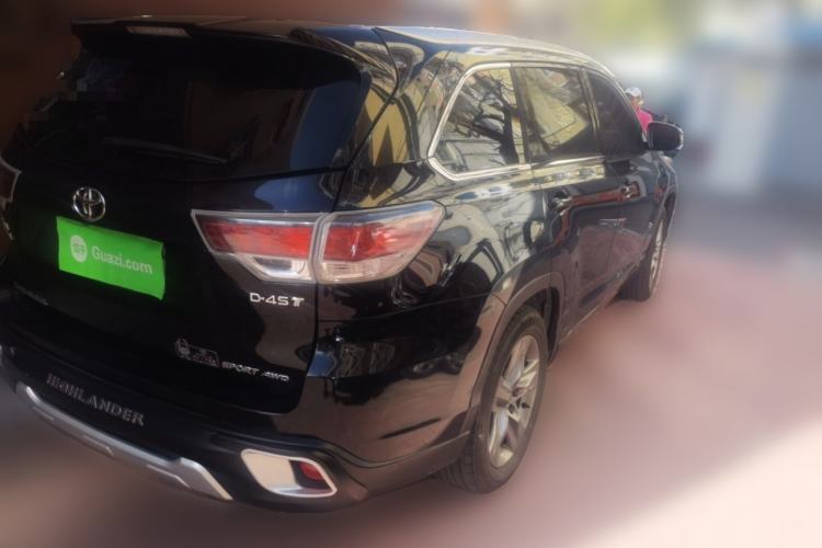 Used Toyota Highlander 2015 2.0T Four-Wheel Drive Luxury Edition 7-Seater Rear Right 45 Deg
