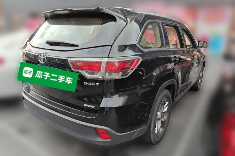 Used Toyota Highlander 2015 2.0T Two-Wheel Drive Luxury Edition 7 Seats Rear Right 45 Deg