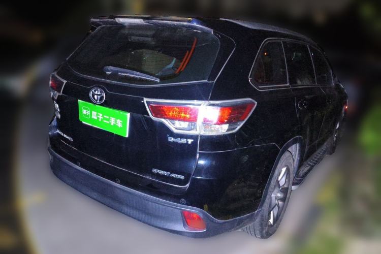 Used Toyota Highlander 2015 2.0T Four-Wheel Drive Luxury Edition 7-Seater Rear Right 45 Deg