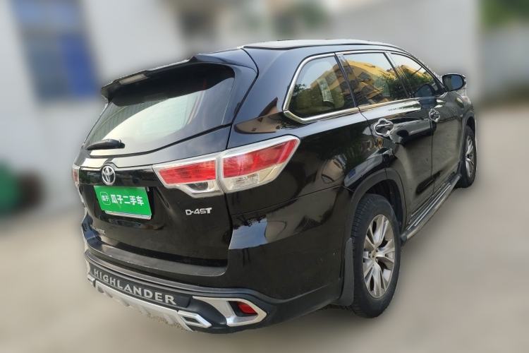 Used Toyota Highlander 2015 2.0T Two-Wheel Drive Elite Edition 7 Seats Rear Right 45 Deg