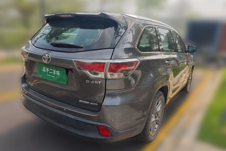 Used Toyota Highlander 2015 2.0T Four-Wheel Drive Luxury Edition 7-Seater Rear Right 45 Deg
