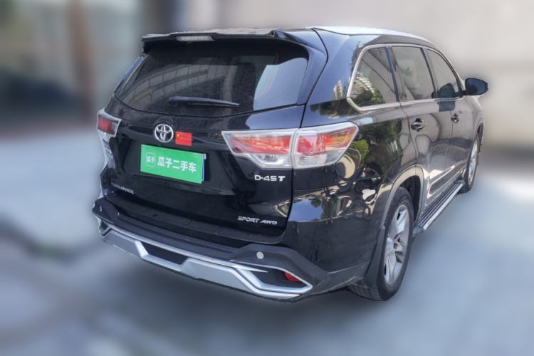 Used Toyota Highlander 2015 2.0T Four-Wheel Drive Luxury Edition 7-Seater Rear Right 45 Deg