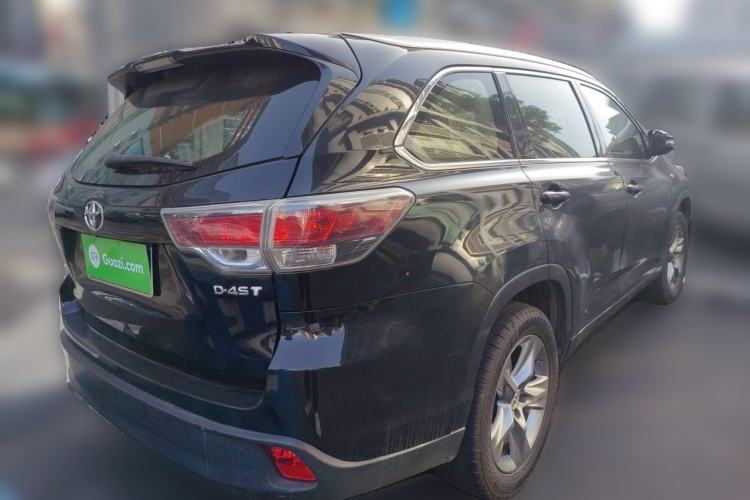 Used Toyota Highlander 2015 2.0T Two-Wheel Drive Luxury Edition 7 Seats Rear Right 45 Deg