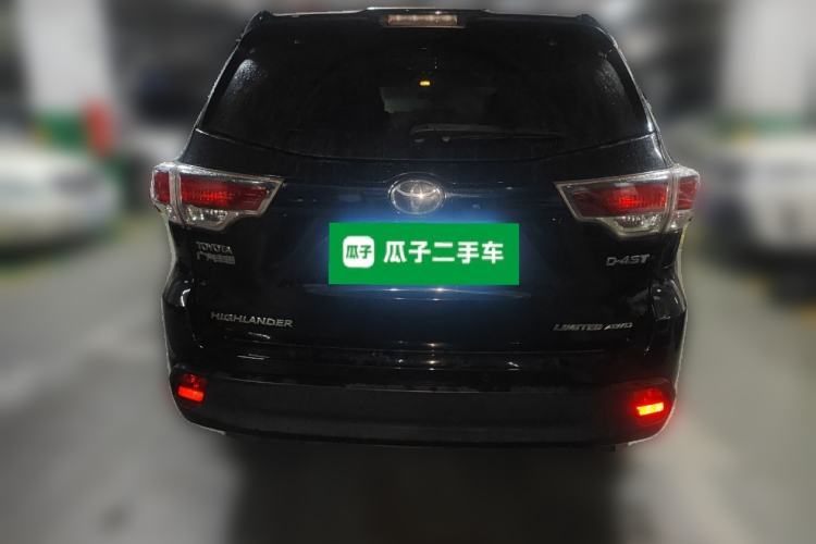 Used Toyota Highlander 2015 2.0T Four-Wheel Drive Ultimate Edition 7-Seater Rear