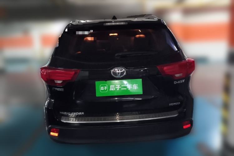 Used Toyota Highlander 2015 2.0T Two-Wheel Drive Elite Edition 5 Seats Rear