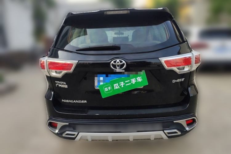 Used Toyota Highlander 2015 2.0T Two-Wheel Drive Elite Edition 7 Seats Rear