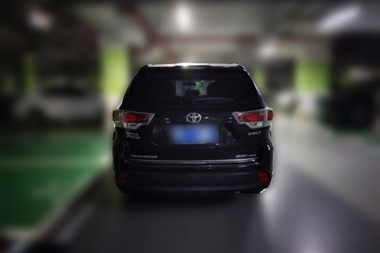 Used Toyota Highlander 2015 2.0T Four-Wheel Drive Luxury Edition 7-Seater Rear