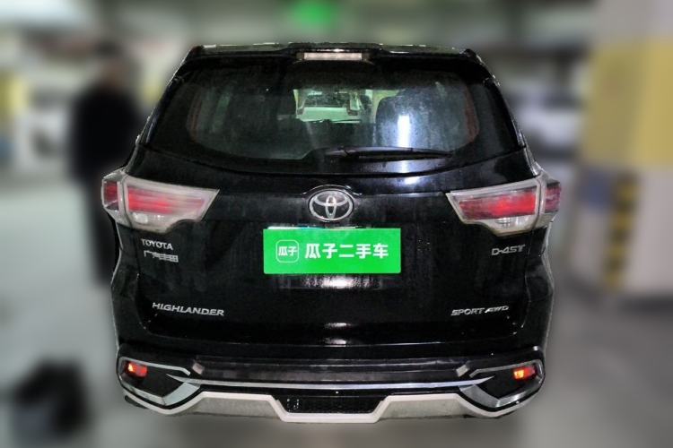 Used Toyota Highlander 2015 2.0T Four-Wheel Drive Luxury Navigation Version with 7 Seats Rear
