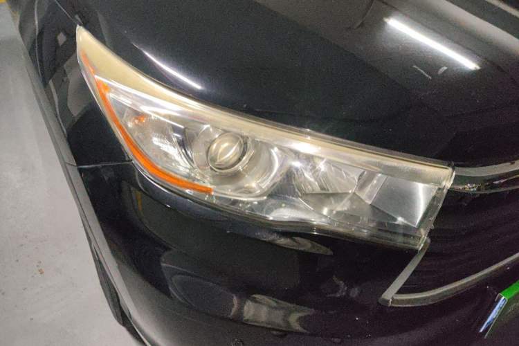 Used Toyota Highlander 2015 2.0T Four-Wheel Drive Luxury Edition 7-Seater Right Front Headlight