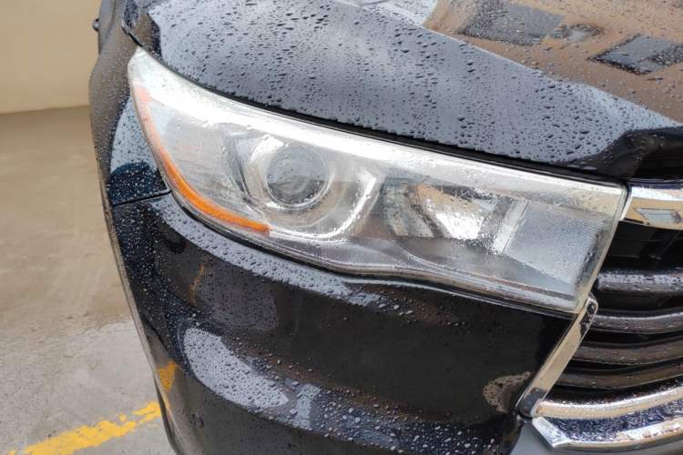 Used Toyota Highlander 2015 2.0T Four-Wheel Drive Luxury Edition 7-Seater Right Front Headlight