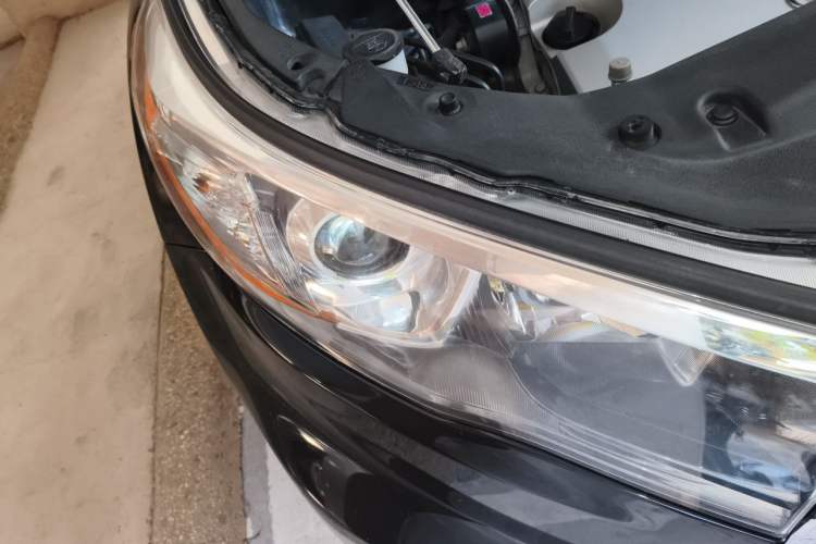 Used Toyota Highlander 2015 3.5L 4x4 Elite Edition 7-Seater Right Front Headlight