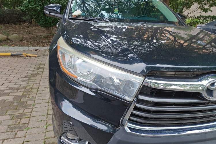 Used Toyota Highlander 2015 2.0T Four-Wheel Drive Luxury Edition 7-Seater Right Front Headlight