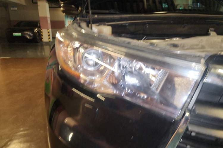 Used Toyota Highlander 2015 2.0T Four-Wheel Drive Ultimate Edition 7-Seater Right Front Headlight