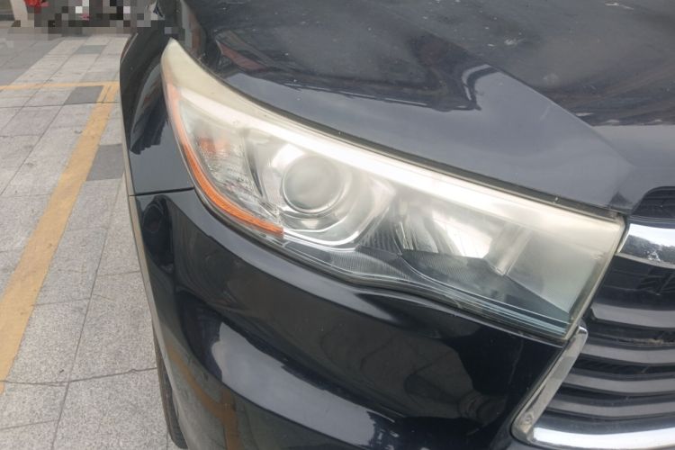 Used Toyota Highlander 2015 2.0T Two-Wheel Drive Luxury Edition 7 Seats Right Front Headlight