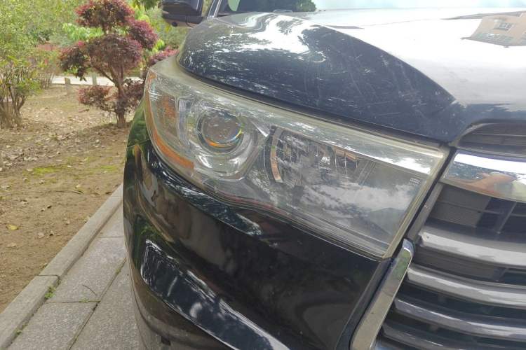 Used Toyota Highlander 2015 2.0T Four-Wheel Drive Elite Edition 7-Seater Right Front Headlight