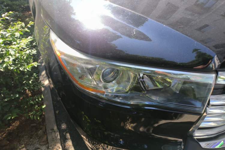 Used Toyota Highlander 2015 2.0T Four-Wheel Drive Luxury Edition 7-Seater Right Front Headlight