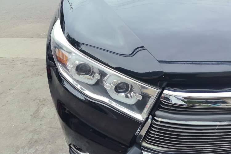 Used Toyota Highlander 2015 2.0T Four-Wheel Drive Luxury Edition 7-Seater Right Front Headlight