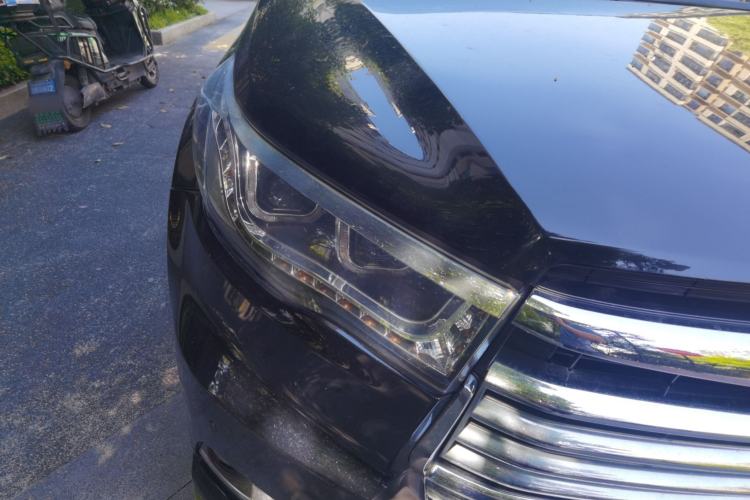 Used Toyota Highlander 2015 2.0T Two-Wheel Drive Luxury Edition 7 Seats Right Front Headlight