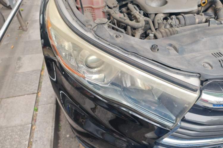 Used Toyota Highlander 2015 2.0T Four-Wheel Drive Luxury Edition 7-Seater Right Front Headlight