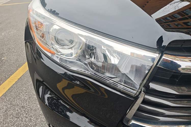 Used Toyota Highlander 2015 2.0T Four-Wheel Drive Luxury Edition 7-Seater Right Front Headlight