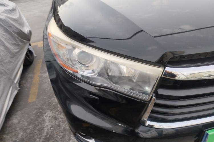 Used Toyota Highlander 2015 2.0T Four-Wheel Drive Ultimate Edition 7-Seater Right Front Headlight