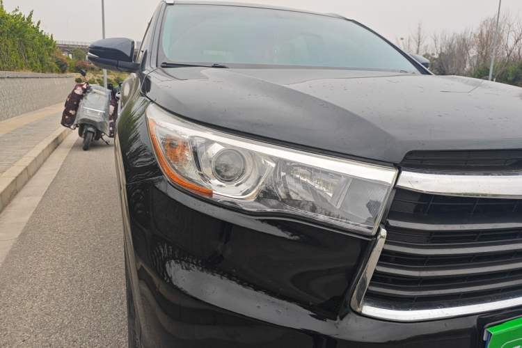 Used Toyota Highlander 2015 2.0T Four-Wheel Drive Luxury Edition 7-Seater Right Front Headlight