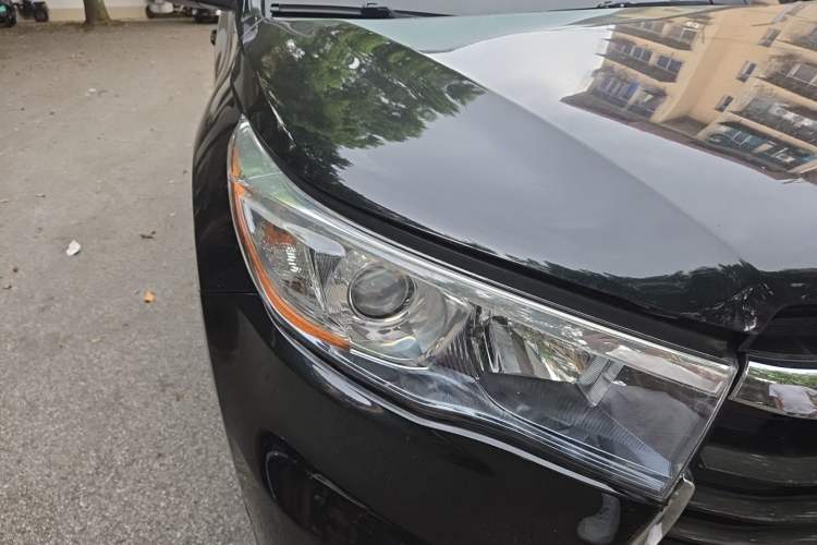 Used Toyota Highlander 2015 2.0T Four-Wheel Drive Luxury Edition 7-Seater Right Front Headlight