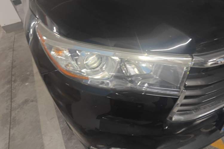 Used Toyota Highlander 2015 2.0T Four-Wheel Drive Luxury Edition 7-Seater Right Front Headlight