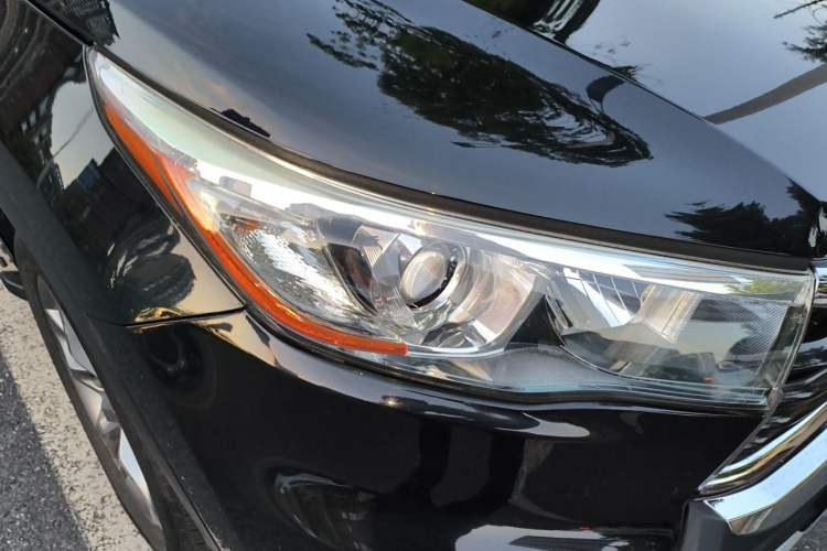 Used Toyota Highlander 2015 2.0T Four-Wheel Drive Luxury Edition 7-Seater Right Front Headlight