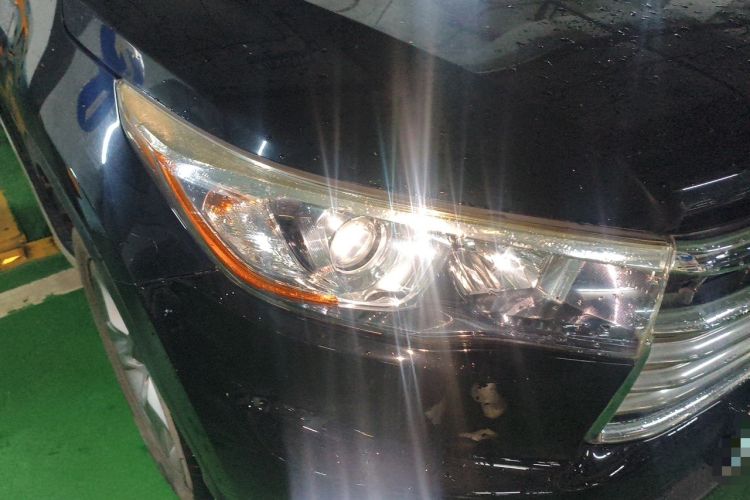 Used Toyota Highlander 2015 2.0T Four-Wheel Drive Luxury Edition 7-Seater Right Front Headlight