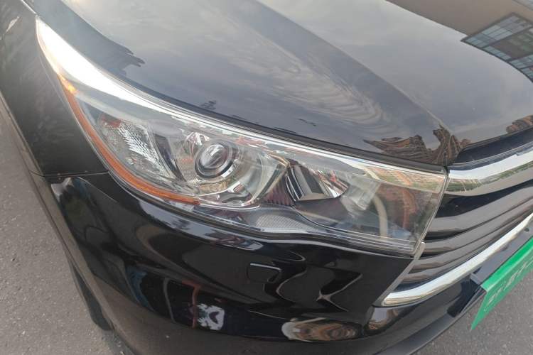 Used Toyota Highlander 2015 2.0T Four-Wheel Drive Ultimate Edition 7-Seater Right Front Headlight