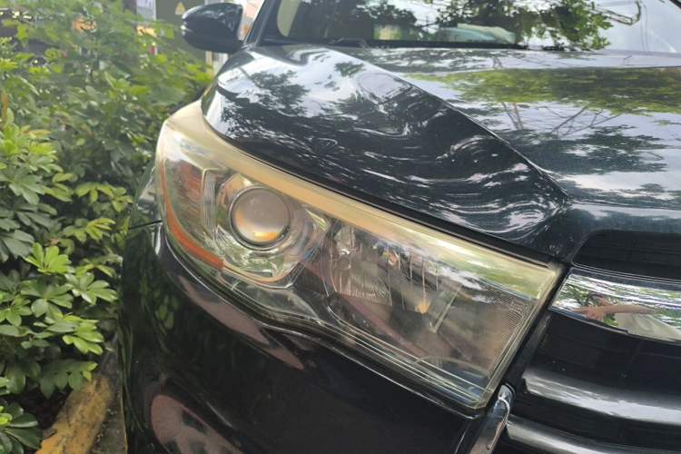 Used Toyota Highlander 2015 2.0T Four-Wheel Drive Elite Edition 7-Seater Right Front Headlight