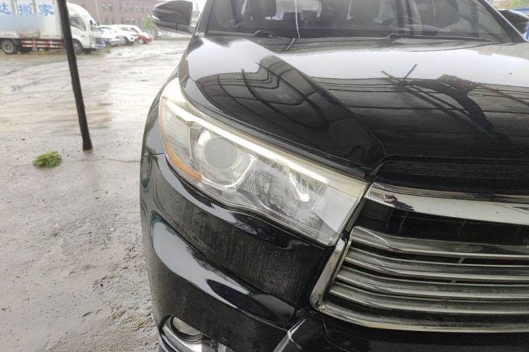 Used Toyota Highlander 2015 2.0T Four-Wheel Drive Luxury Edition 7-Seater Right Front Headlight