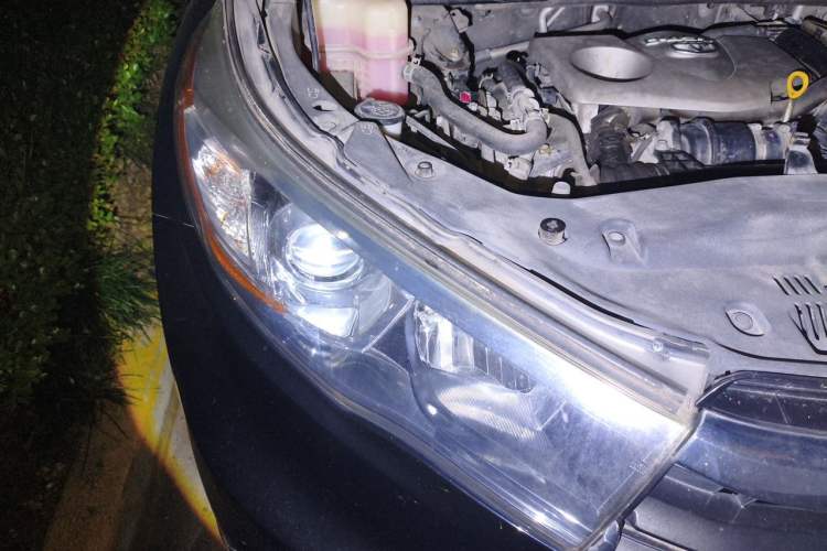 Used Toyota Highlander 2015 2.0T Four-Wheel Drive Luxury Edition 7-Seater Right Front Headlight