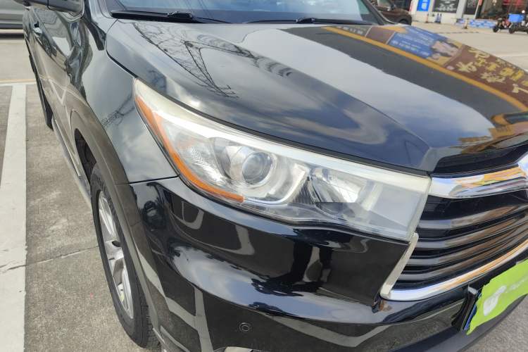 Used Toyota Highlander 2015 2.0T Four-Wheel Drive Elite Edition 7-Seater Right Front Headlight