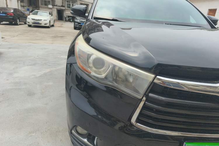Used Toyota Highlander 2015 2.0T Four-Wheel Drive Luxury Edition 7-Seater Right Front Headlight