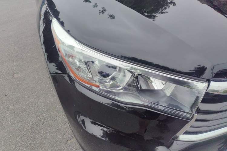 Used Toyota Highlander 2015 2.0T Four-Wheel Drive Luxury Edition 7-Seater Right Front Headlight