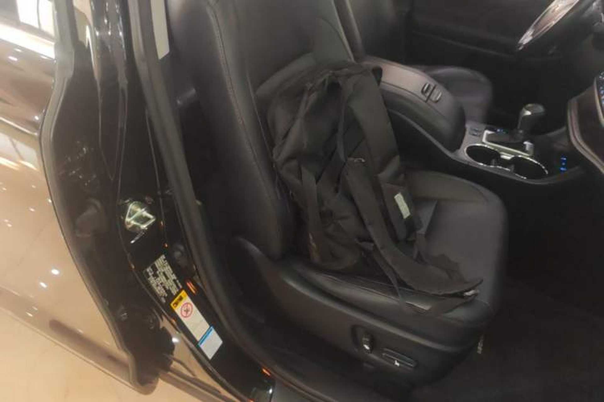 Used Toyota Highlander 2015 2.0T Four-Wheel Drive Luxury Edition 7-Seater Right Front Seat