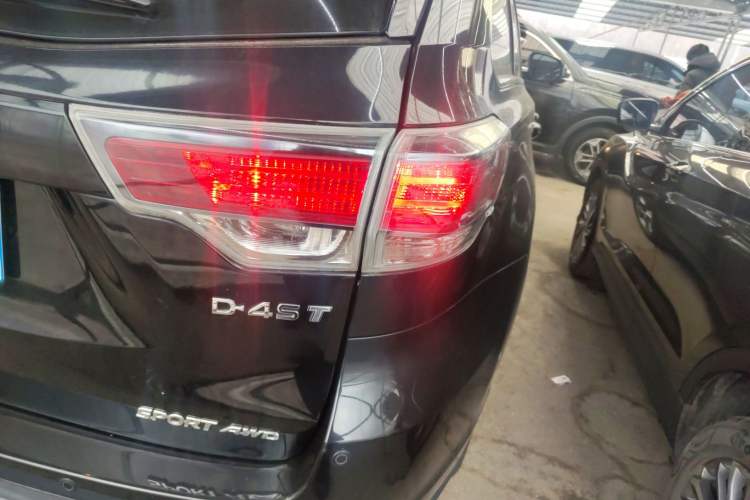 Used Toyota Highlander 2015 2.0T Four-Wheel Drive Luxury Edition 7-Seater Right Rear Taillight