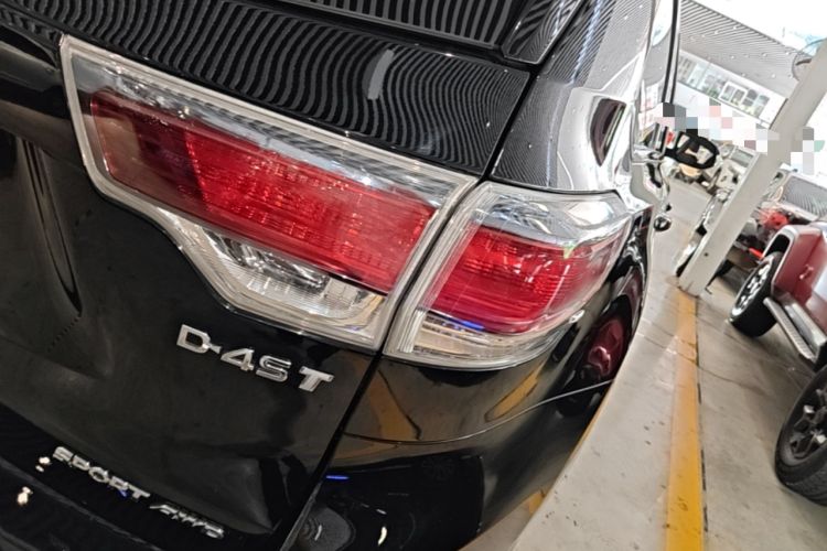 Used Toyota Highlander 2015 2.0T Four-Wheel Drive Luxury Edition 7-Seater Right Rear Taillight