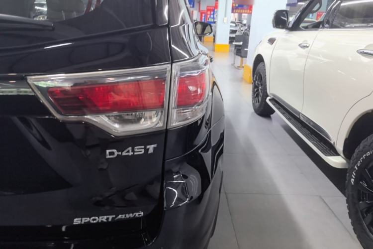 Used Toyota Highlander 2015 2.0T Four-Wheel Drive Luxury Edition 7-Seater Right Rear Taillight