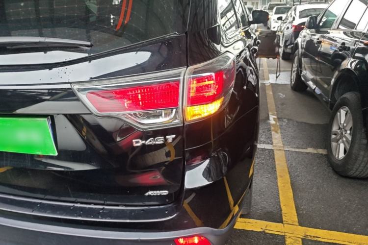 Used Toyota Highlander 2015 2.0T Four-Wheel Drive Elite Edition 7-Seater Right Rear Taillight