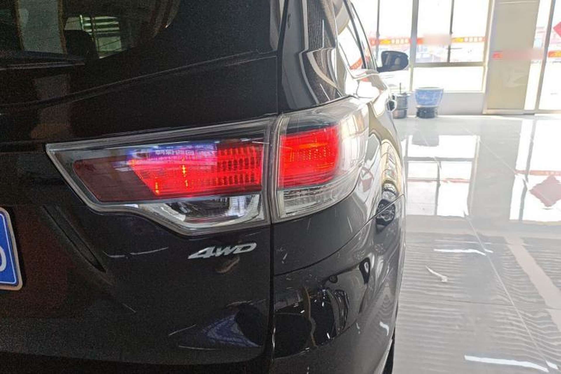 Used Toyota Highlander 2015 2.0T Two-Wheel Drive Elite Edition 7 Seats Right Rear Taillight