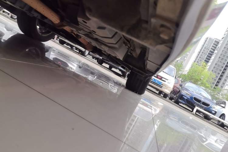 Used Toyota Highlander 2015 2.0T Four-Wheel Drive Luxury Edition 7-Seater Right Side Sill