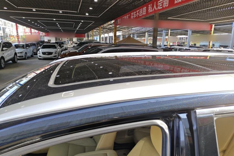 Used Toyota Highlander 2015 2.0T Four-Wheel Drive Luxury Edition 7-Seater Roof