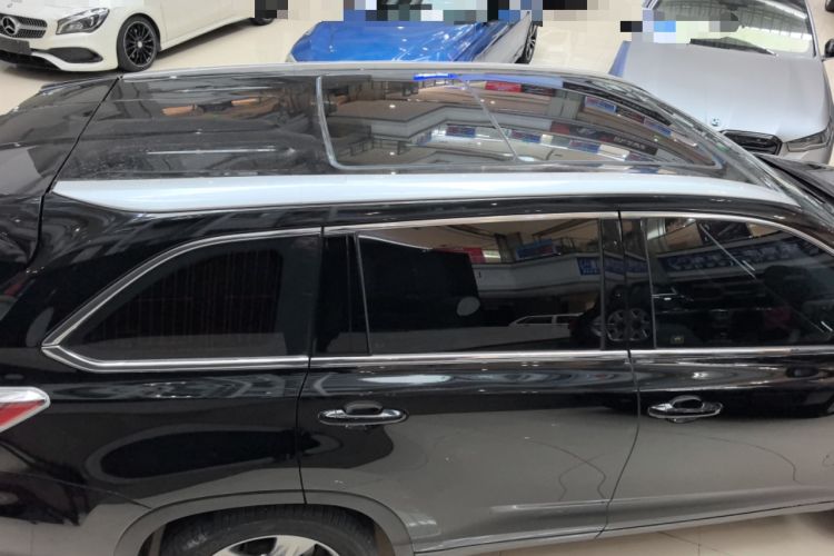 Used Toyota Highlander 2015 2.0T Four-Wheel Drive Luxury Edition 7-Seater Roof