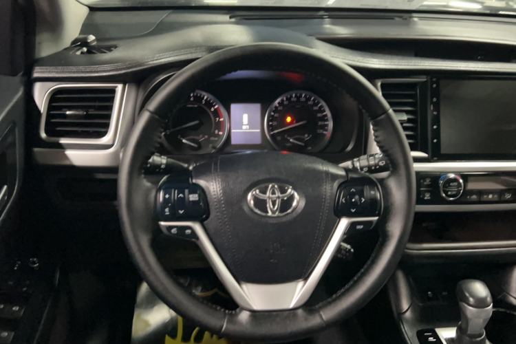 Used Toyota Highlander 2015 2.0T Four-Wheel Drive Luxury Edition 7-Seater Steering Wheel