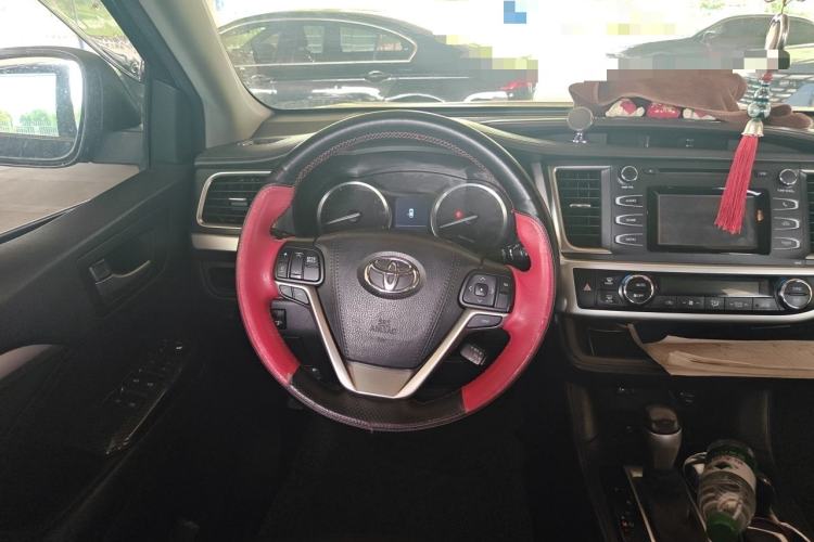 Used Toyota Highlander 2015 2.0T Four-Wheel Drive Luxury Edition 7-Seater Steering Wheel